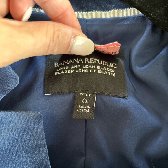 Banana Republic Navy Velvet blazer - size 0 - Picture 3 of 6